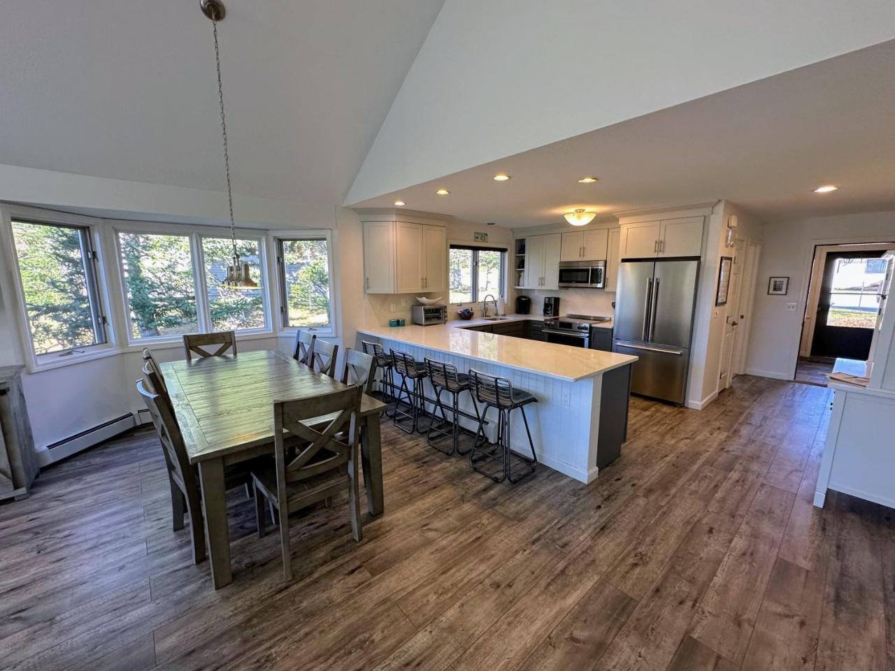 F7 Comfortable golf course townhouse within walking distance of Mount Washington Hotel - photo 9