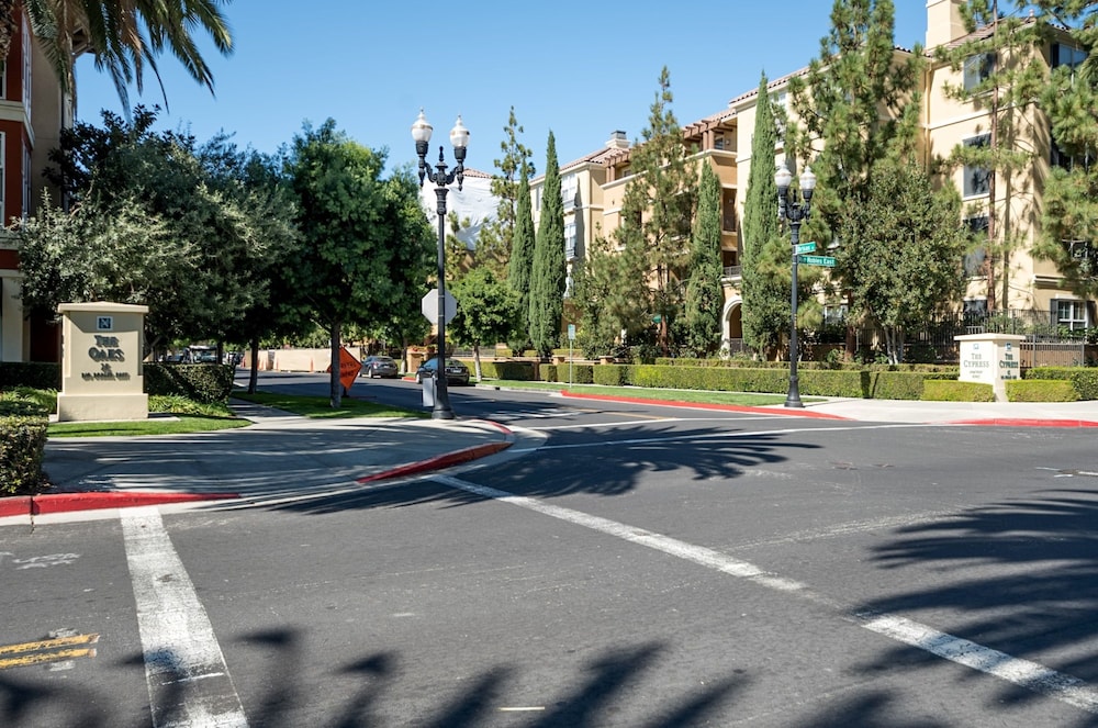 Bluebird Suites in North San Jose - photo 29