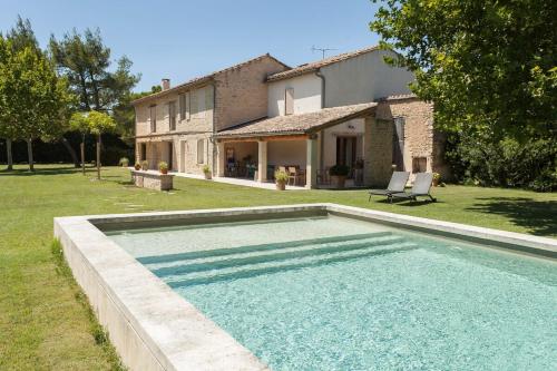 Mas spacieux Les Agasses calme Isle sur sorgue - last minute hotel in Unknown City