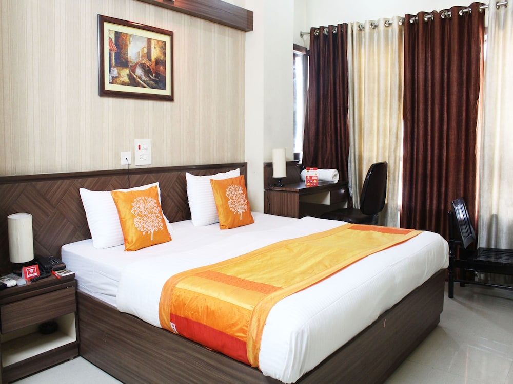 OYO 2824 Hotel Aroma Classic