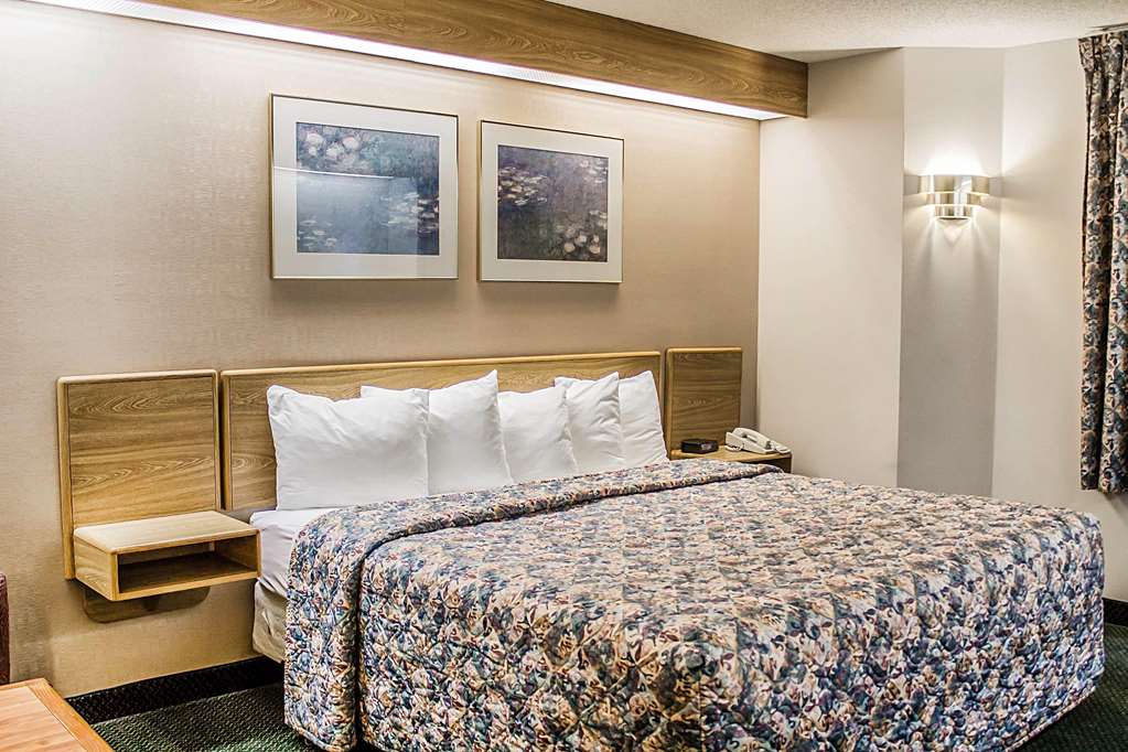 Rodeway Inn Abbotsford - photo 20