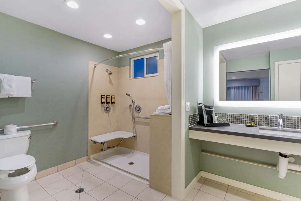 Best Western Plus Riviera - photo 30