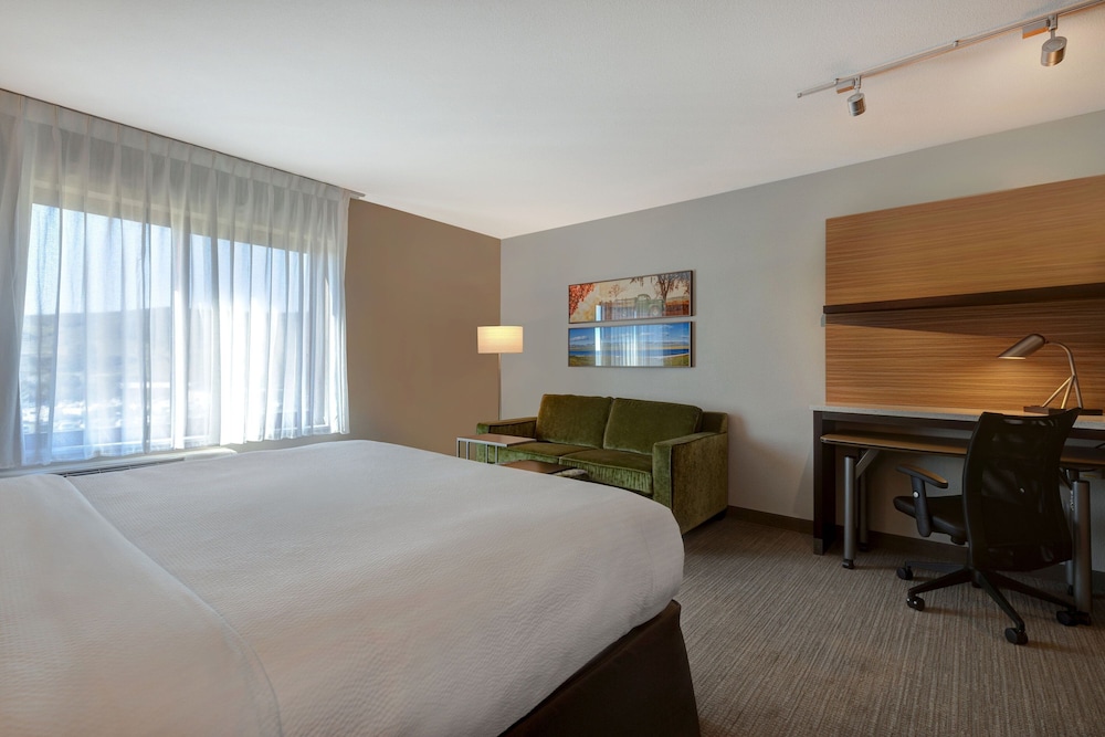 TownePlace Suites San Luis Obispo - photo 17