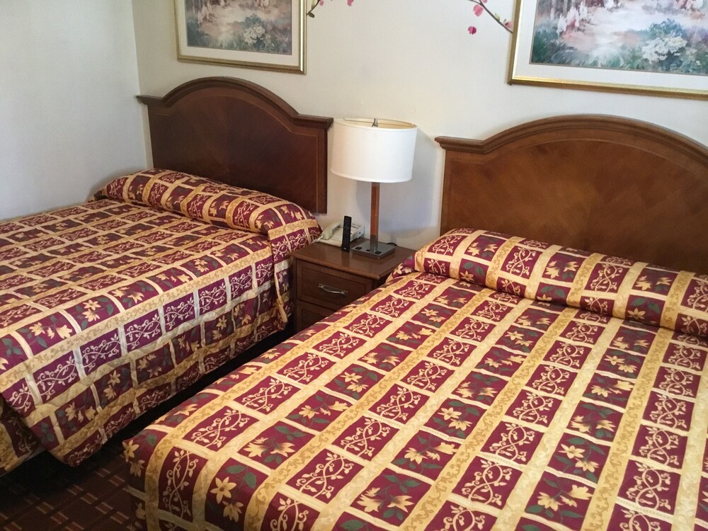Jerry's Motel Oakdale - photo 4