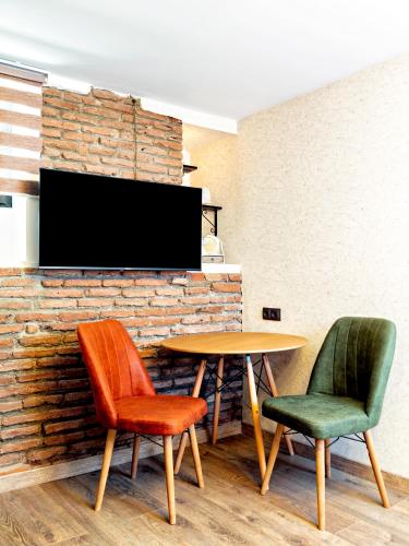 6 Unique Apartments