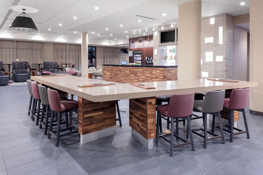 Courtyard by Marriott Cincinnati Mason - photo 16
