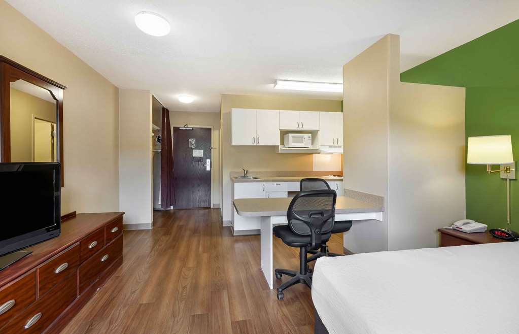 Extended Stay America Suites Akron Copley East - photo 17