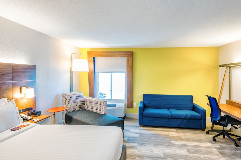 Holiday Inn Express Charleston by IHG - photo 10