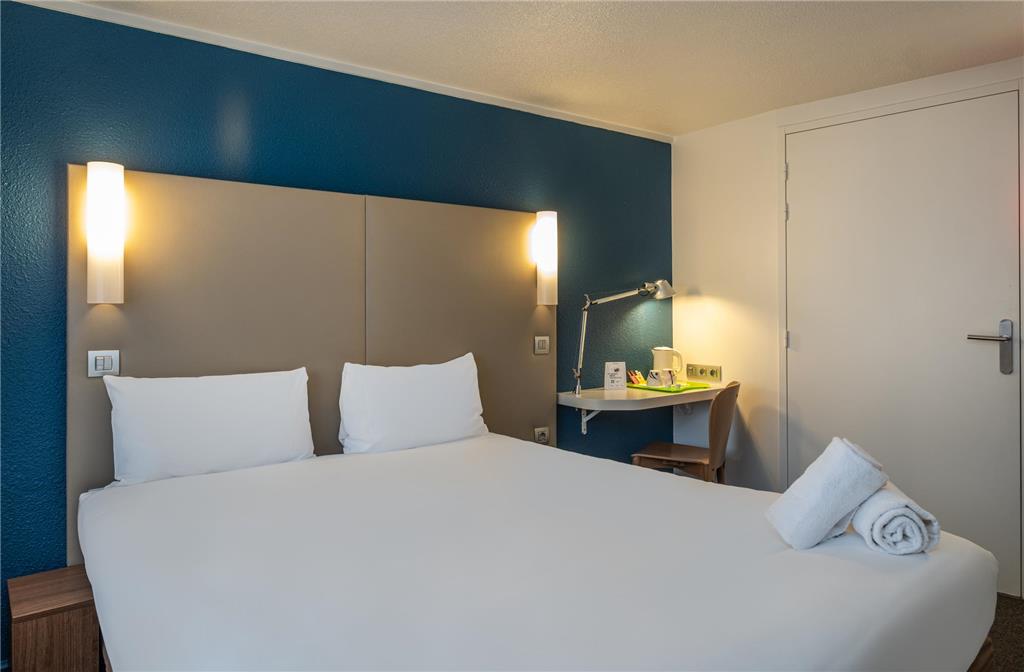 The Originals City Hôtel Mâcon Nord in Macon, France