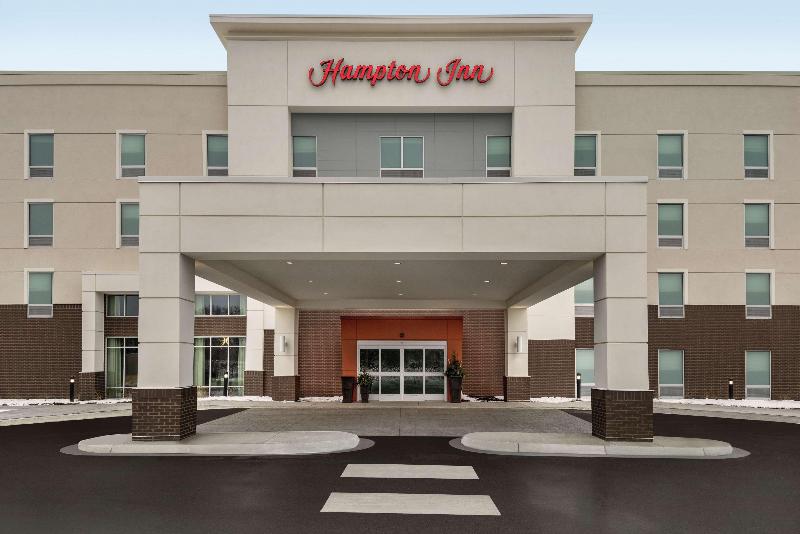 Hampton Inn Brooklyn Park - photo 2