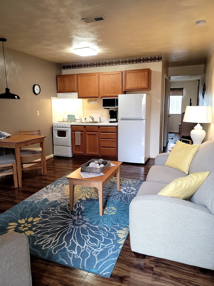 Affordable Corporate Suites of Overland Drive - photo 47