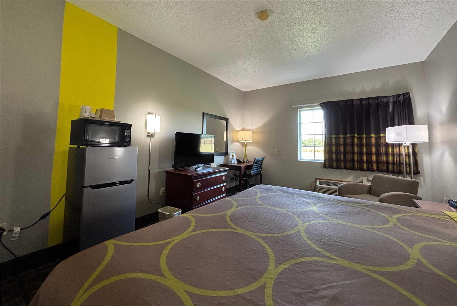 Super 8 by Wyndham Mt. Carmel IL - photo 7