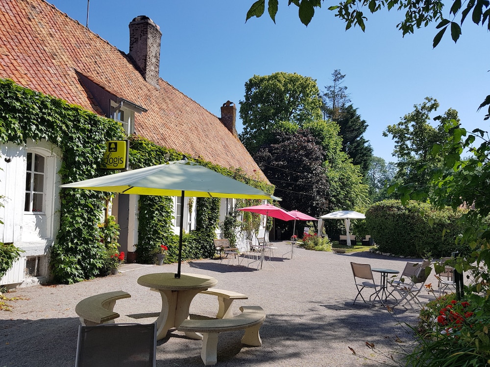 Hotel Ferme De La Raterie — hotel in Coquelles
