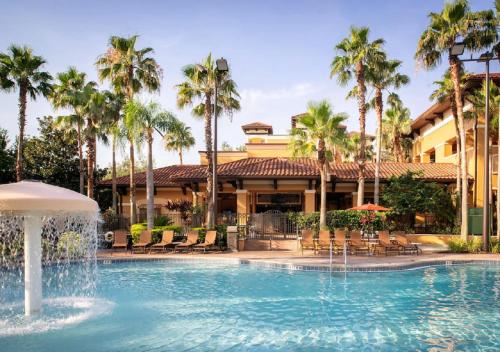 Cozy Orlando Resort Condo 4Mi from Disney in Orlando, United States