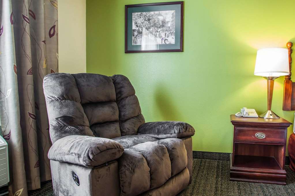 Quality Inn Florence Muscle Shoals - photo 13