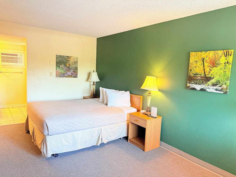 Timbers INN and Suites - photo 20