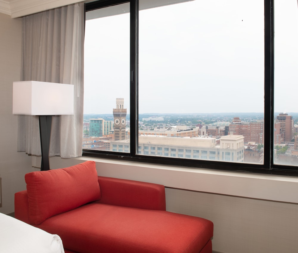 Crowne Plaza Baltimore Inner Harbor - photo 12