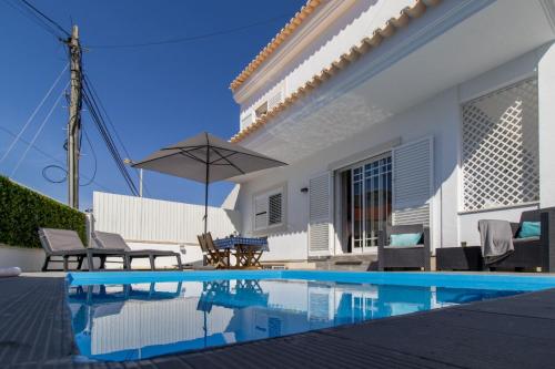Villa Penedo — 4-Star Luxury Hotel in Sao Domingos De Rana, Portugal