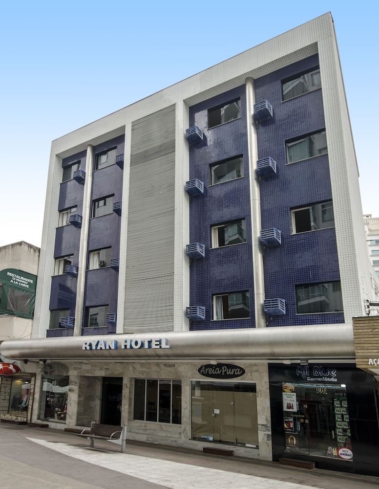 Hotel Ryan — hotel in Balneario Camboriu