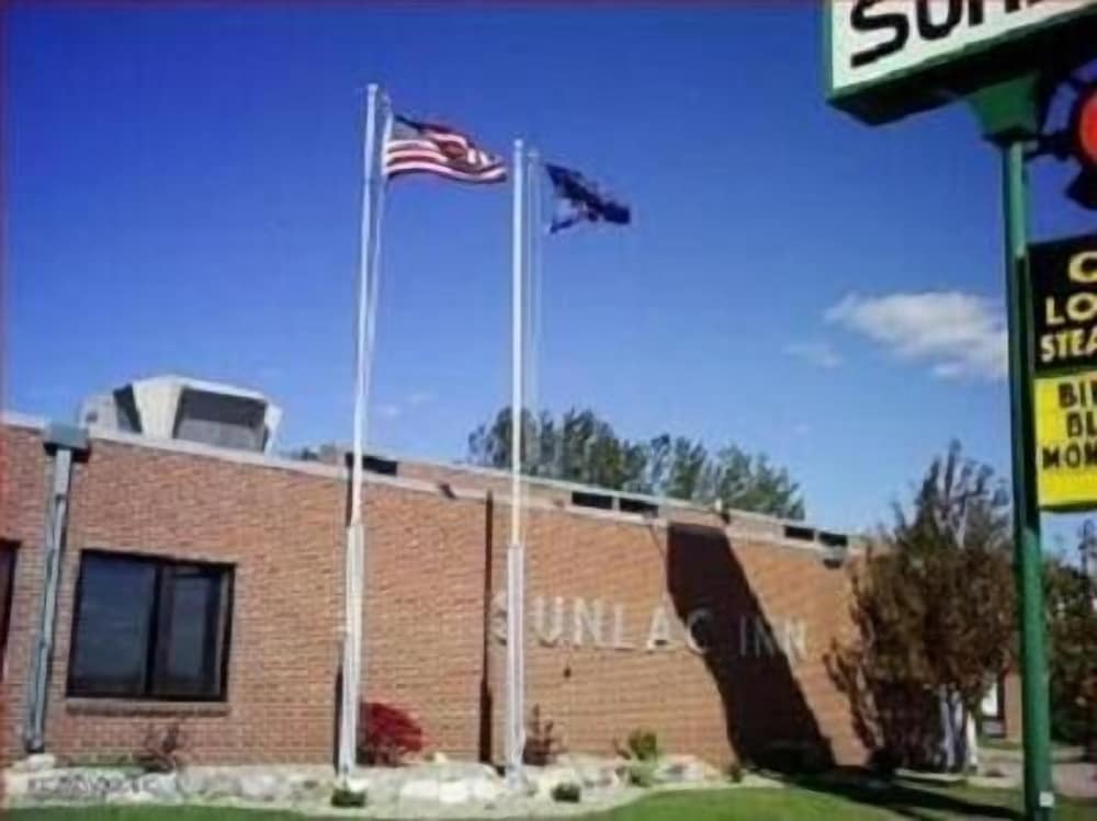 Sunlac Inn - photo 25