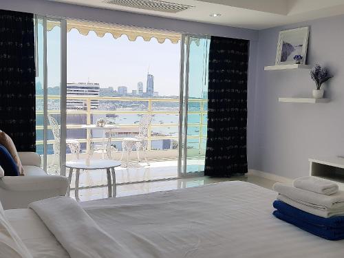View Talay 6 Pattaya Beach Condominium — 4-Star Luxury Hotel in Pattaya, Thailand