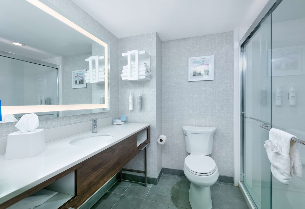 Hampton Inn Biloxi - photo 27
