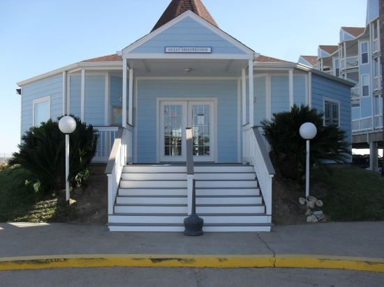 Seascape Deluxe Beach Condos by A B Sea Rentals — 4-Star Luxury Hotel in Galveston, United States