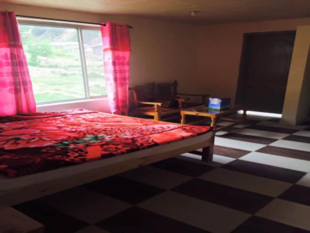 Pine Track Hotel - last minute hotel in Unknown City