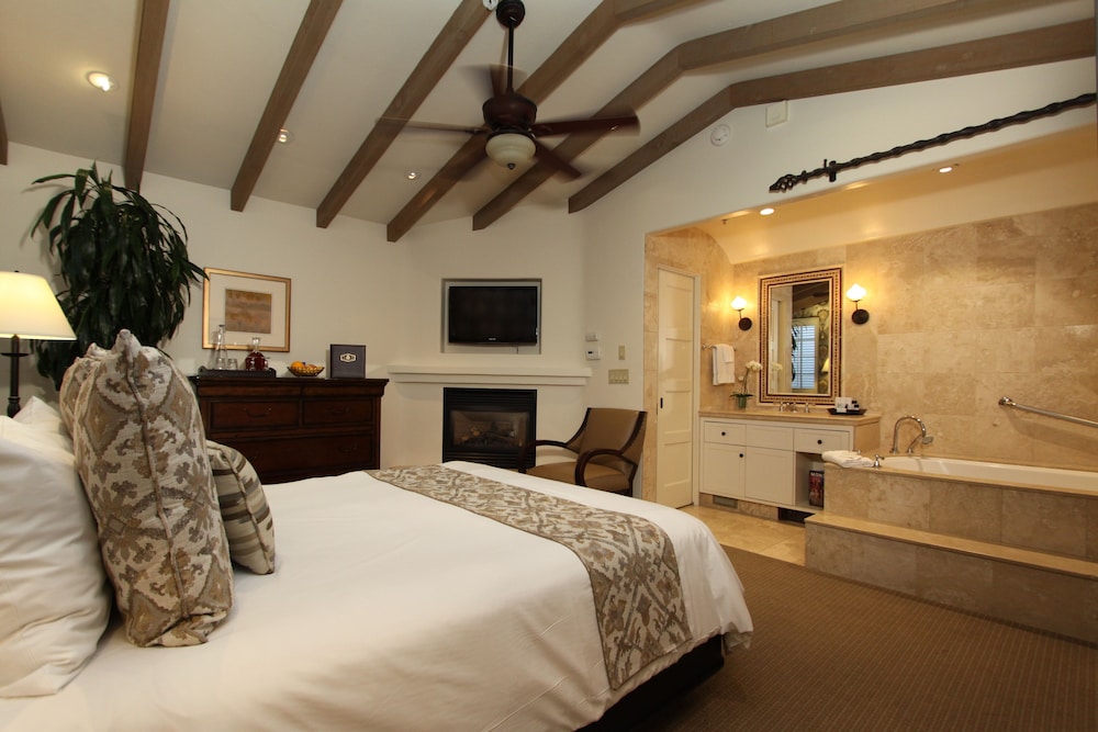 Cypress Inn - photo 45