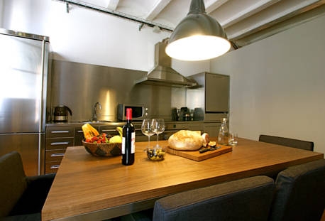 Feel Good Apartments Gothic — 4-Star Luxury Hotel in Barcelona, Spain