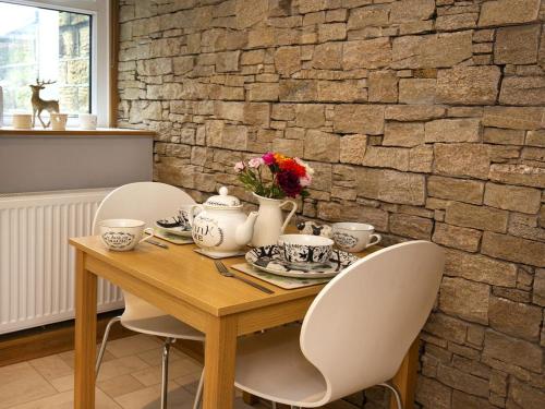The Yorkshire Hosts Fall in Green Cottage — 4-Star Luxury Hotel in Haworth, United Kingdom