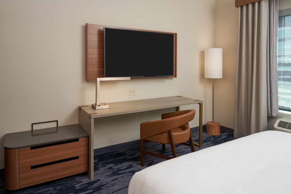 Fairfield Inn & Suites by Marriott West Palm Beach - photo 14