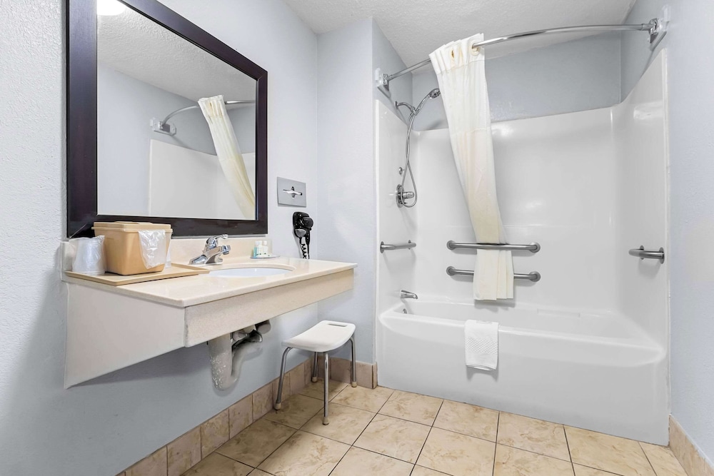 Quality Inn & Suites Florence Civic Center - photo 19