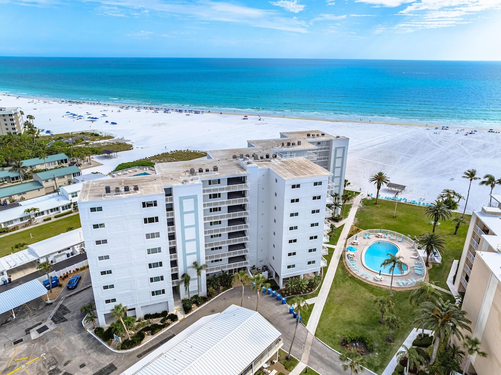 Jamaica Royale Beachfront Tower by Beachside Management - photo 46