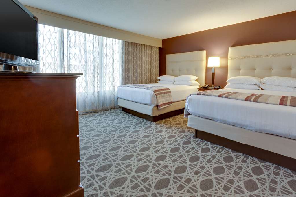 Drury Inn & Suites Kansas City Overland Park - photo 21