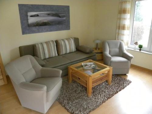 Wohnung 6 im EG Haus Stranddistel komfortable Ferienwohnung fur 4 Personen in Zingst — 4-Star Luxury Hotel in Zingst, Germany