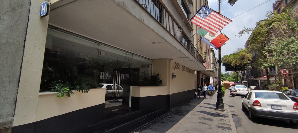 Hotel Habana in Mexico City, Mexico