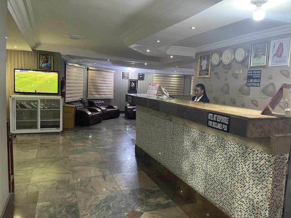 Western Sun International Hotel & Events Centre — Ede — photo 3