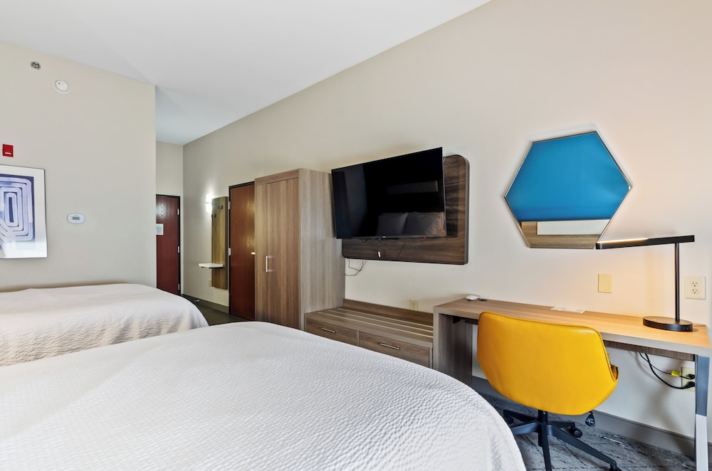 Holiday Inn Express and Suites Wytheville by IHG - photo 21