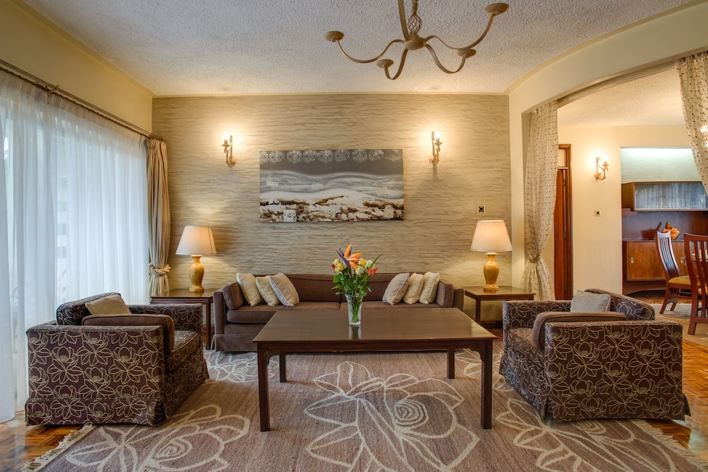 Mimosa Court Apartments