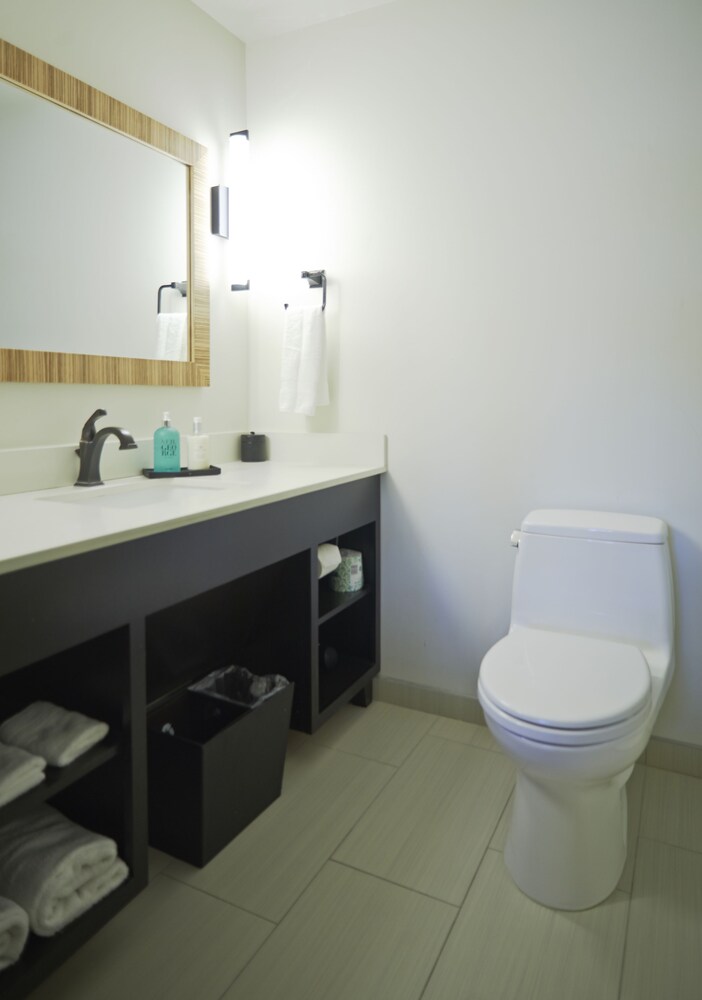 Hotel Azura - photo 8