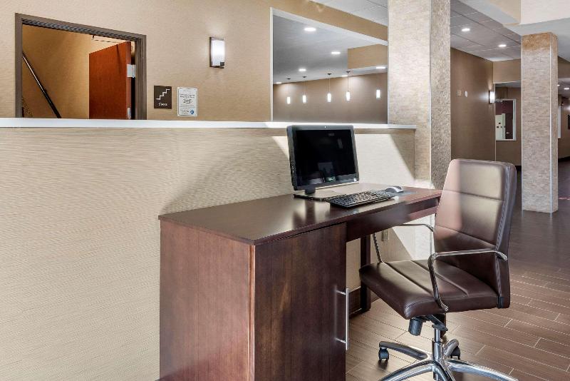 Comfort Inn Portland near I 84 and I 205 - photo 65