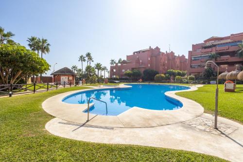 Apartmento en Torrox Costa — 4-Star Luxury Hotel in Torrox, Spain