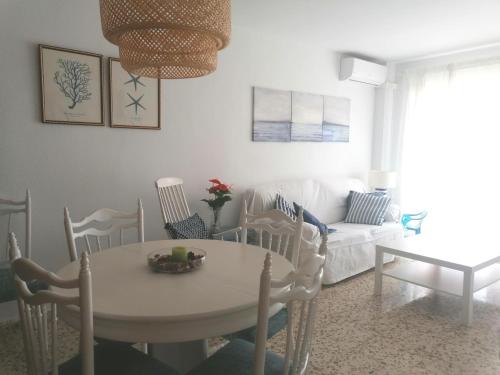 Piso Familiar Con Piscina Y Aparcamiento En Torre Del Mar Edificio Ronda I in Torre Del Mar, Spain