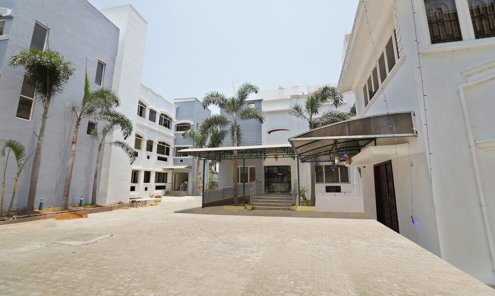 Treebo Trend Gr Inn - carbon neutral hotel in Chennai