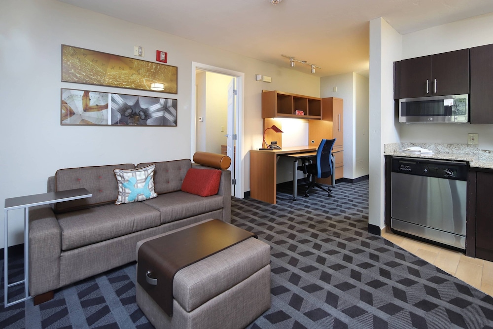 TownePlace Suites by Marriott Tucson - photo 4