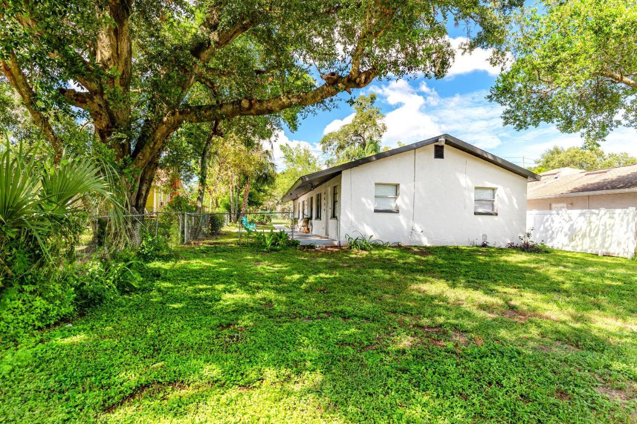 Walk To Downtown 7min To Beach King Bed & Free Parking — hotel in New Port Richey