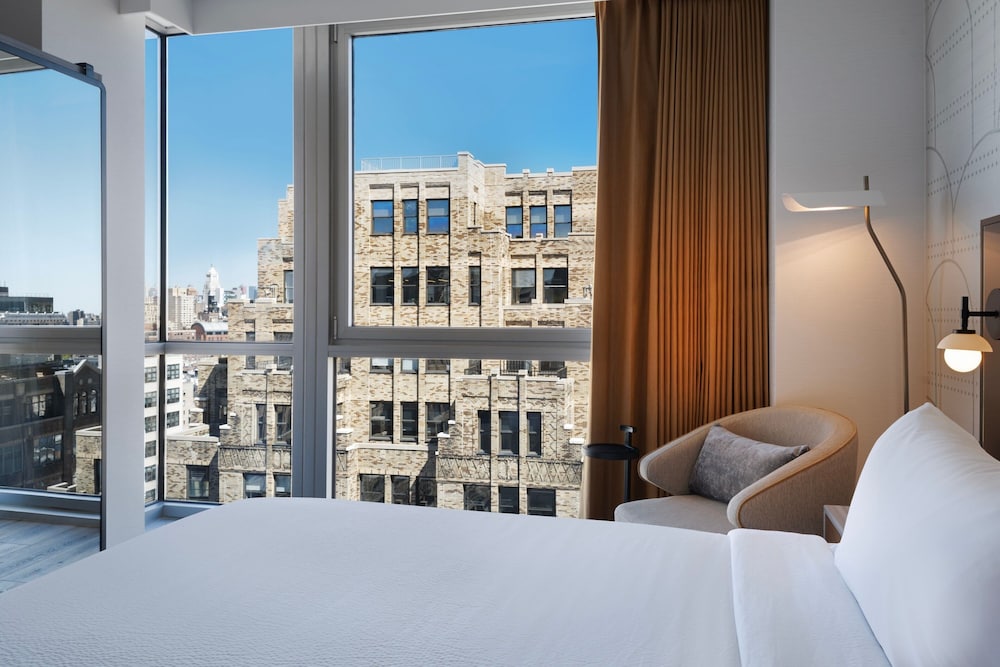 Courtyard by Marriott New York Manhattan SoHo - photo 15