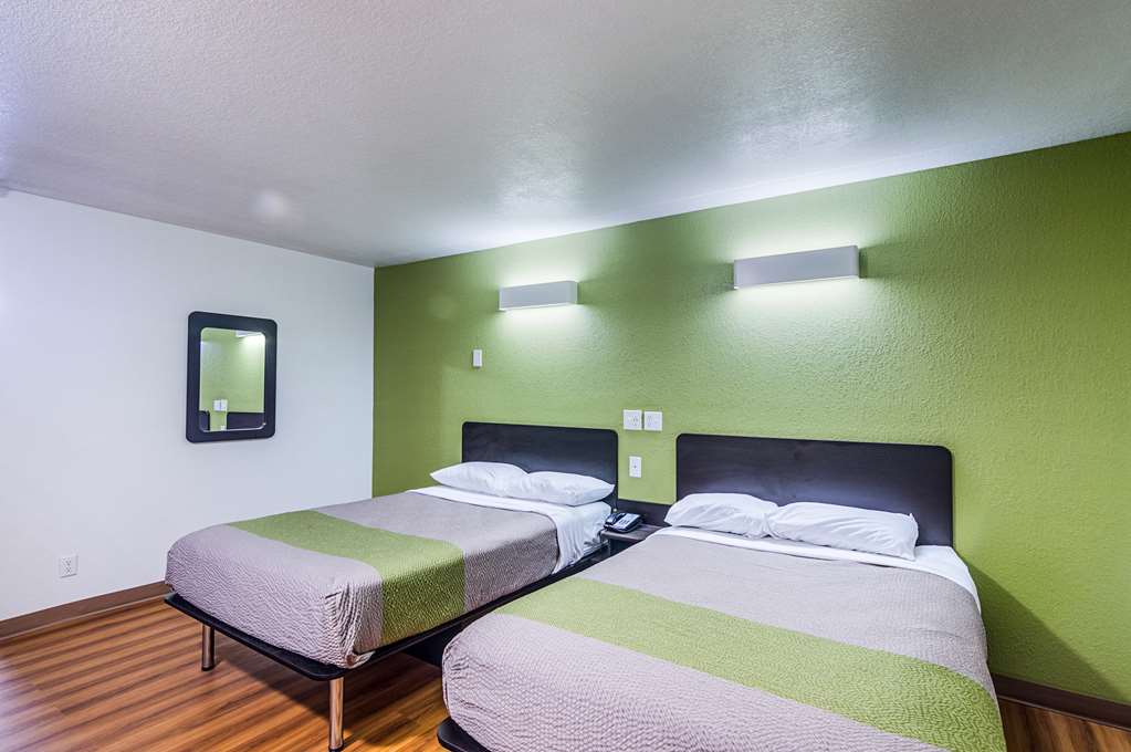 Motel 6 Childress TX - photo 11