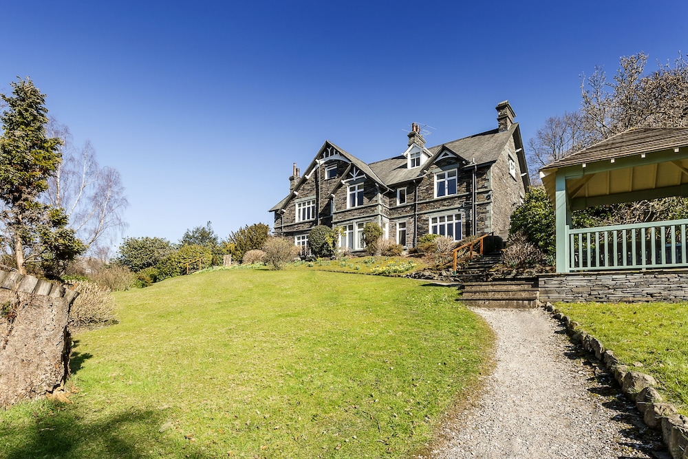 Lake House — 4-Star Luxury Hotel in Ambleside, United Kingdom